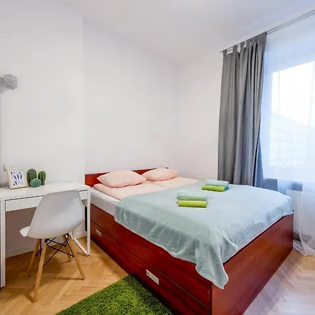 Apartment Nalevki Warsaw